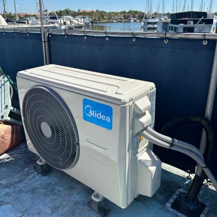 Air conditioning installation in Hope Island by Home Comfort Air