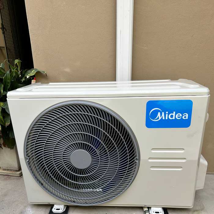 Air conditioning installation in Currumbin by Home Comfort Air
